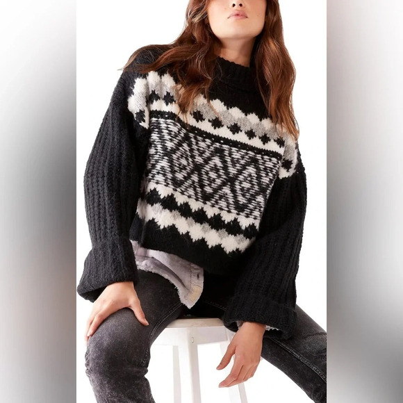 NWT Free People Alpine Cropped Pullover in Onyx Combo Sz Small - Picture 1 of 6
